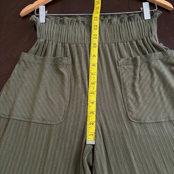 Free People Movement Blissed Out Wide Leg Pants Green Size XS Relaxed Fit NWOT - Picture 9 of 13